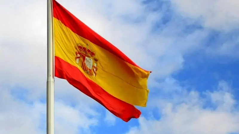 Spain's economic development minister has sent a second proposal to the EC regarding the country's stevedoring model. Credit: Grey World.