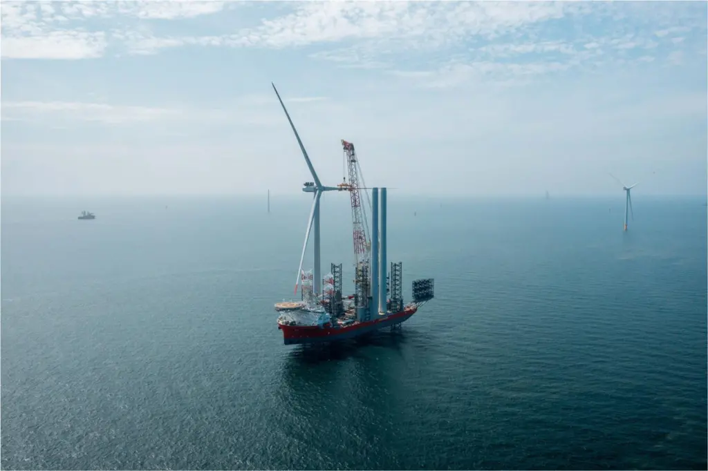 The image shows the Cadeler Wind Osprey vessel during operations