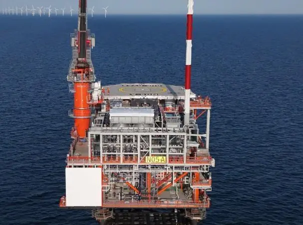 NO5-A with the Riffgat wind farm in the background