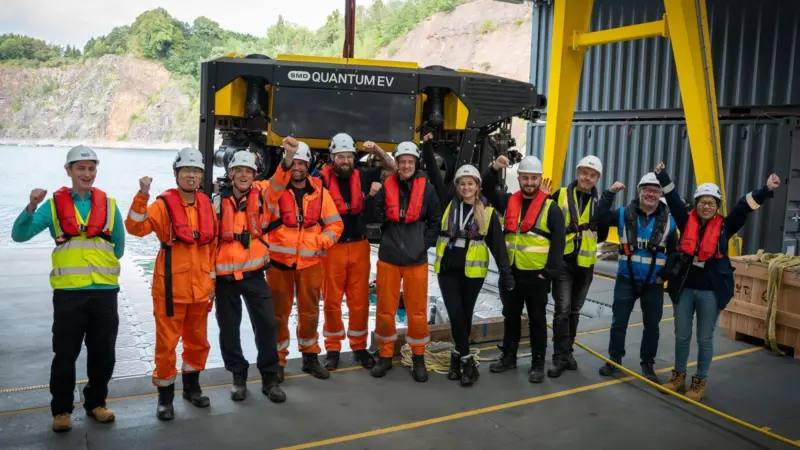 Celebrating the completion of Site Acceptance Testing of the first commercial Quantum EV for client Jan De Nul.