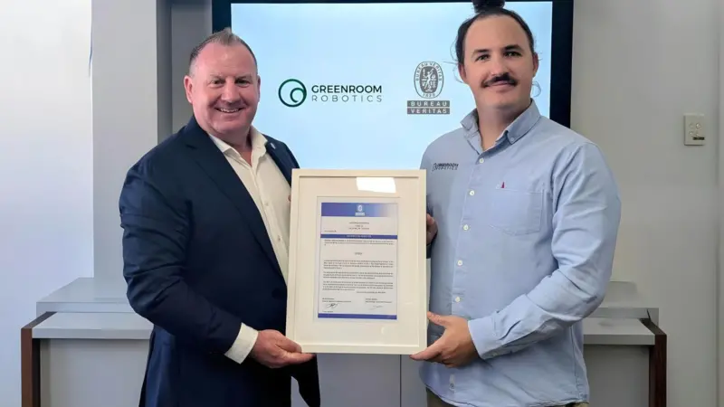 The picture shows Wayne Hamilton, head of strategy marine & offshore, Pacific at Bureau Veritas (left) and Harry Hubbert, chief operating officer at Greenroom Robotics