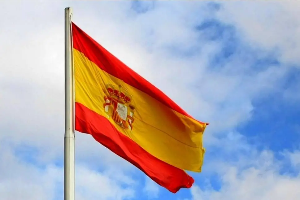 Spain's economic development minister has sent a second proposal to the EC regarding the country's stevedoring model. Credit: Grey World.