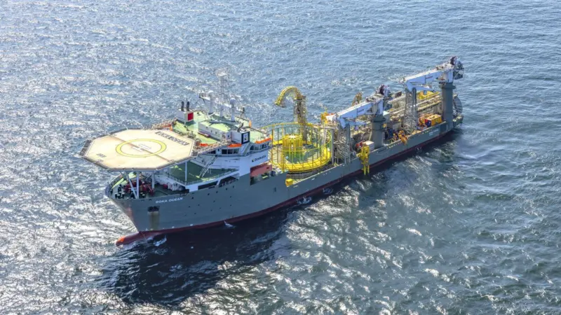 An image of the cable-layer Boka Ocean on the water