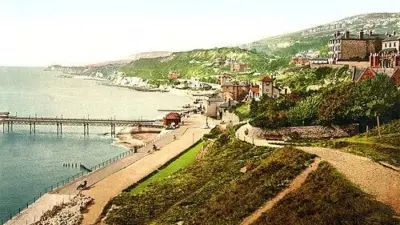 Ventnor,_Isle_of_Wight,_England,_ca._1899