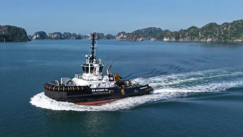 ASD Tug 2811 En Avant 19