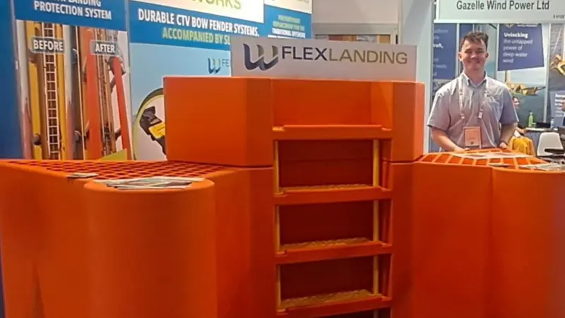 Tom Cox and the FlexLanding equipment from Buoyant Works