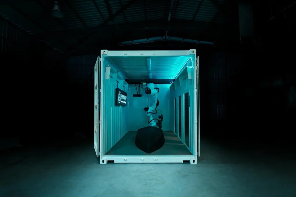 TitanCell - a 'factory in a box' in which 3D printing can happen