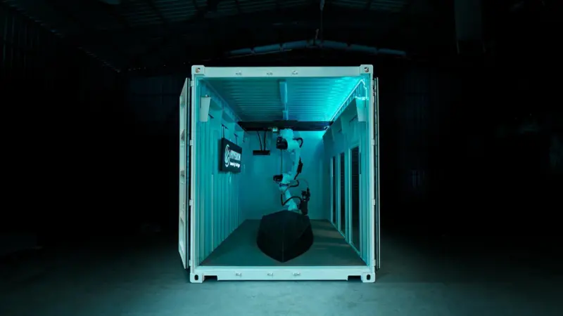 TitanCell - a 'factory in a box' in which 3D printing can happen