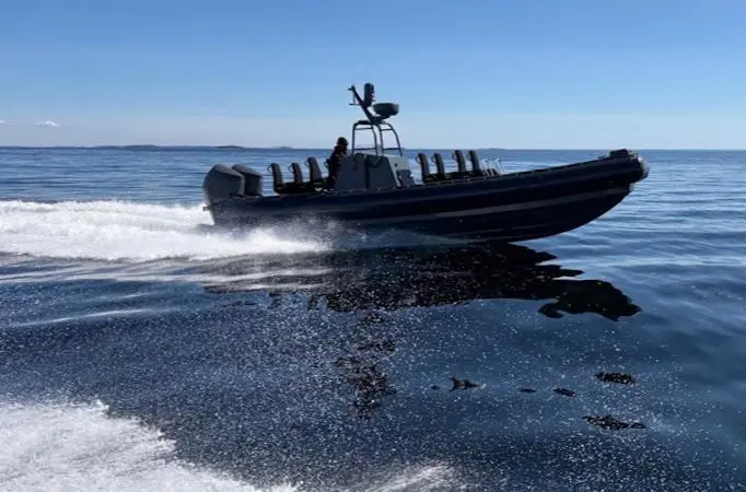 Demonstrating the VIKING Norsafe Marathon S-900 in Norway