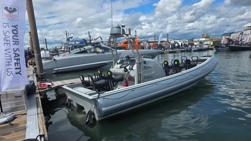 The Marathon 800 on the pontoons at Seawork 2026