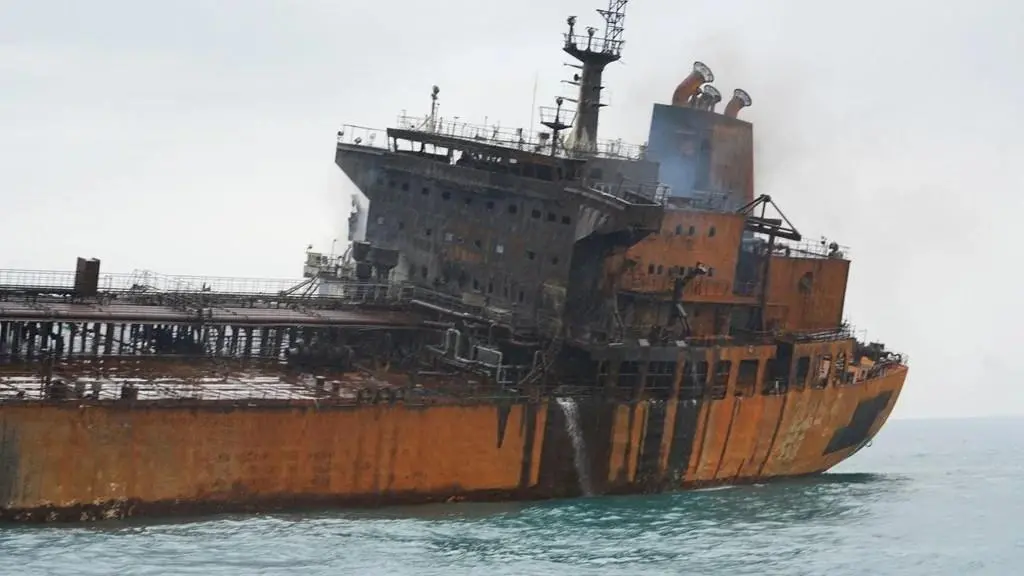Tsavliris Salvage has been involved in salvage of the 'Safesea Vishnu' (Reddit)