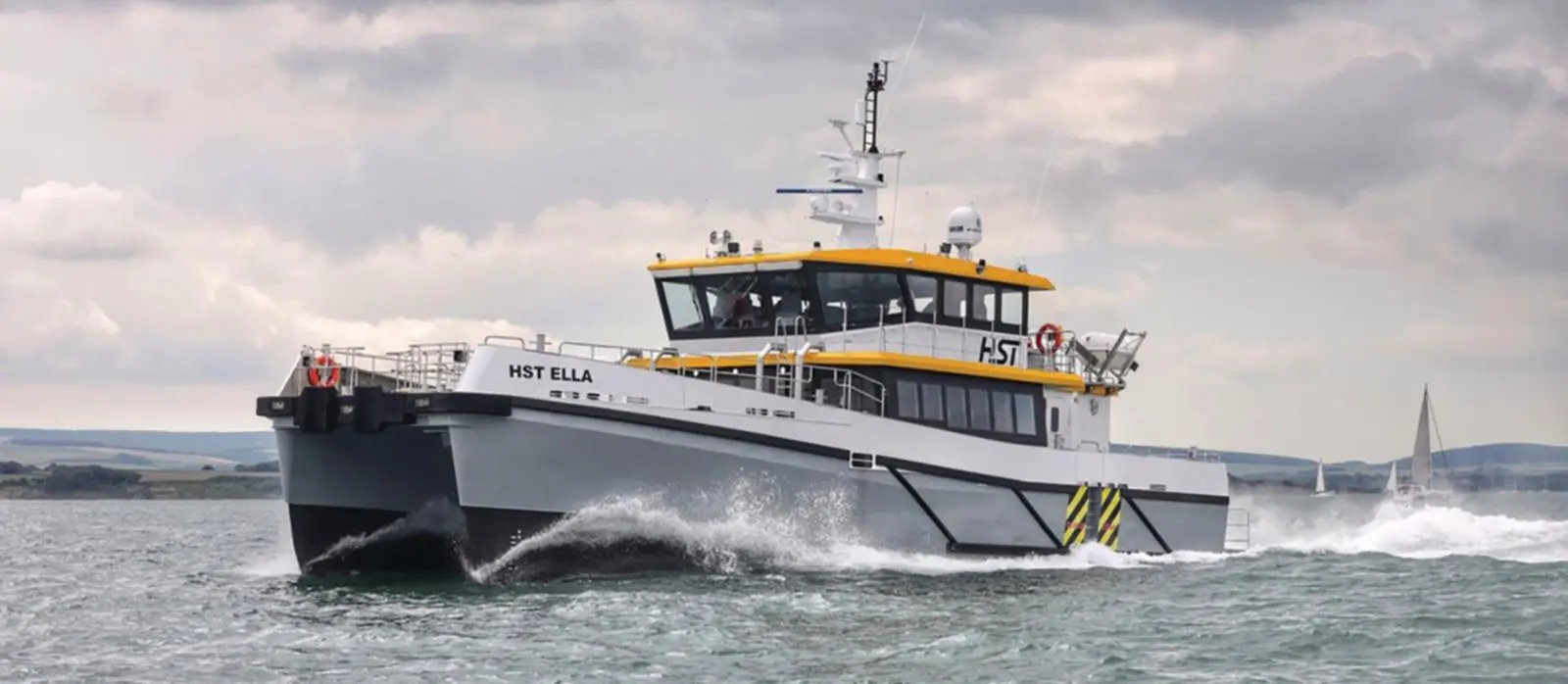 HST Ella one of the first CTV hybrids for Diverse Marine