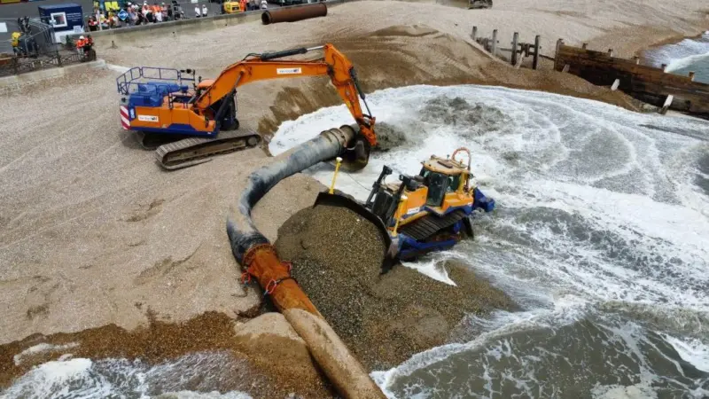 Van-Oord-beach-replenishment