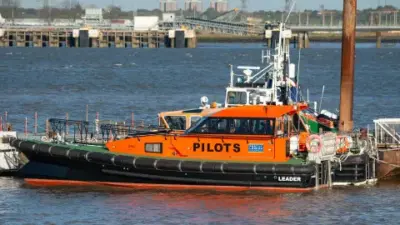 PLA-Pilot-cutter-Leader-at-Denton-Wharf.jpg